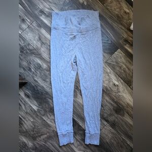 Old Navy Heather Gray Maternity Joggers